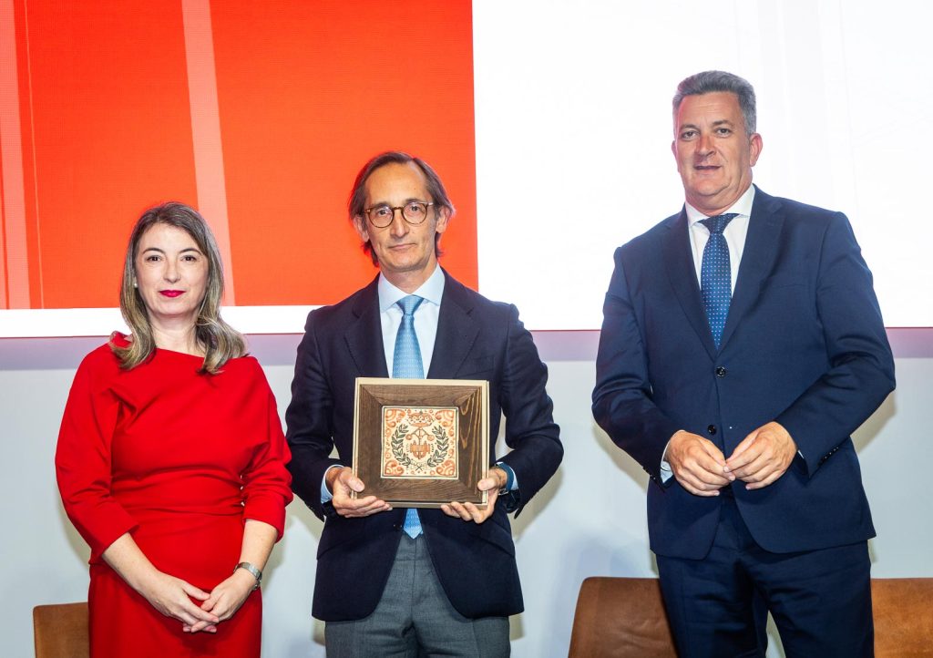 Grupotec recibe el Premio a la Excelencia del Colegio de Ingenieros Industriales de la Comunitat Valenciana​