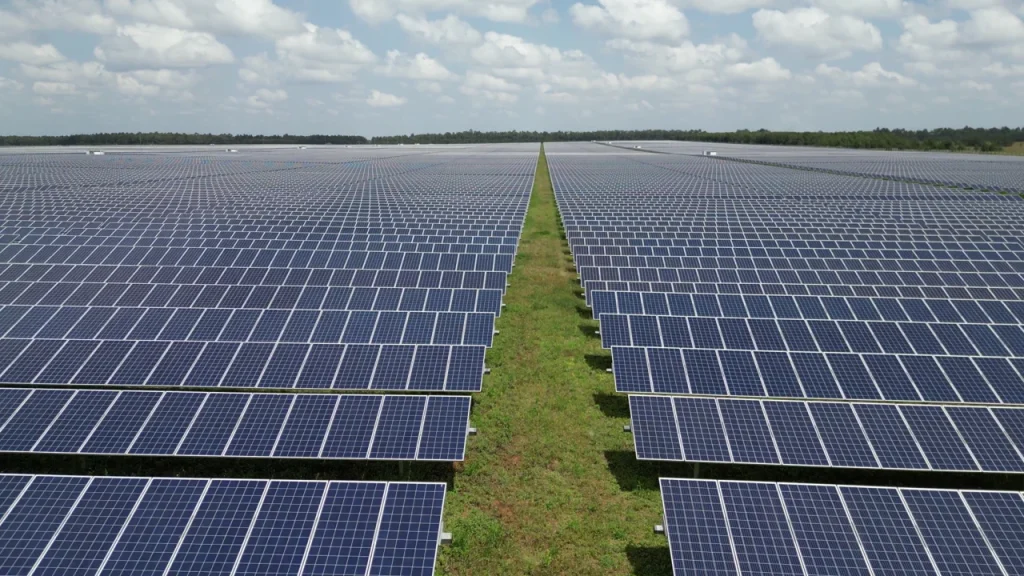 Plantas fotovoltaicas Selenkei Eldosol y Cedate Radiant