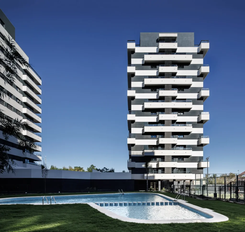 Edificio residencial Mistral Homes